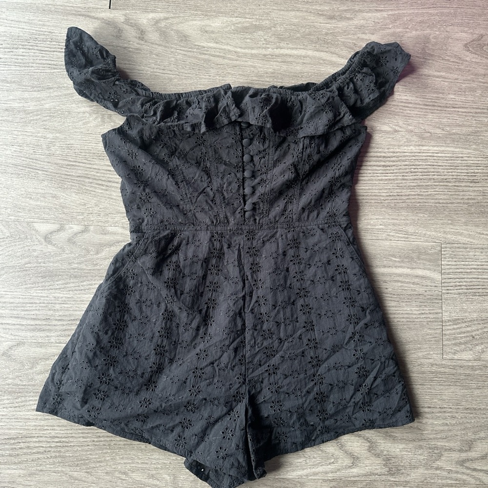 Kimchi Blue Black Lace Off-Shoulder Romper
